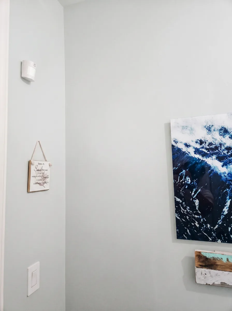 Drywall Repair & Repaint