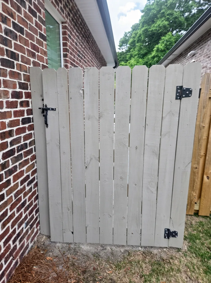 Fence Refinish